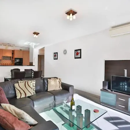 Charming Two-Bedroom Apartment With Balcony And Garage By The Marina Antibes Exterior foto