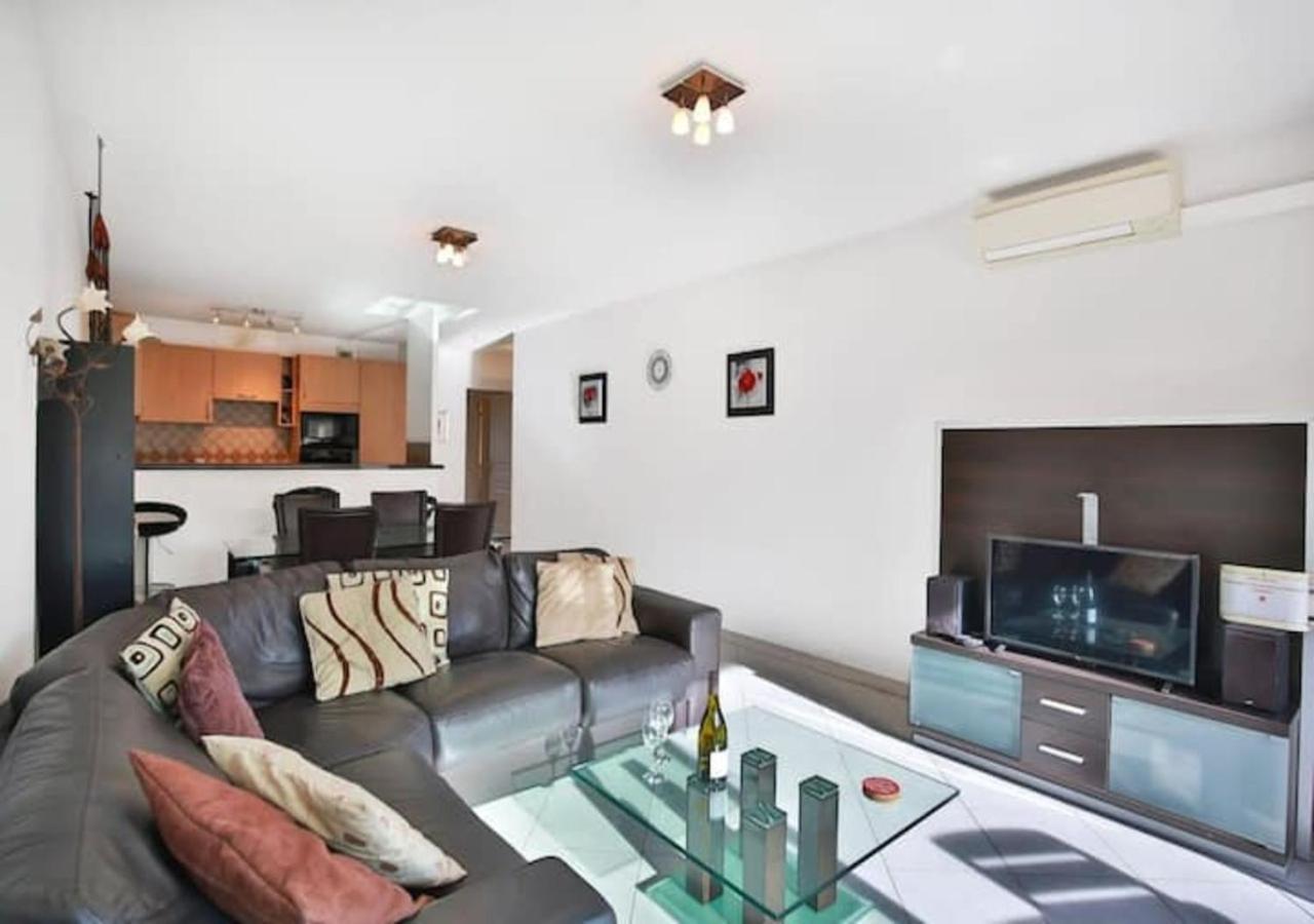 Charming Two-bedroom With Balcony And Garage By The Marina * Antibes